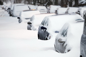 Как быстро очистить автомобиль от снега – маленькие хитрости