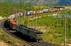 Самым популярным видом доставки грузов продолжают оставаться железнодорожные перевозки. 